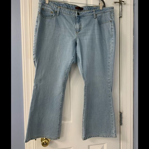 eshakti Denim - Eshakti custom light wash flare leg jeans A000